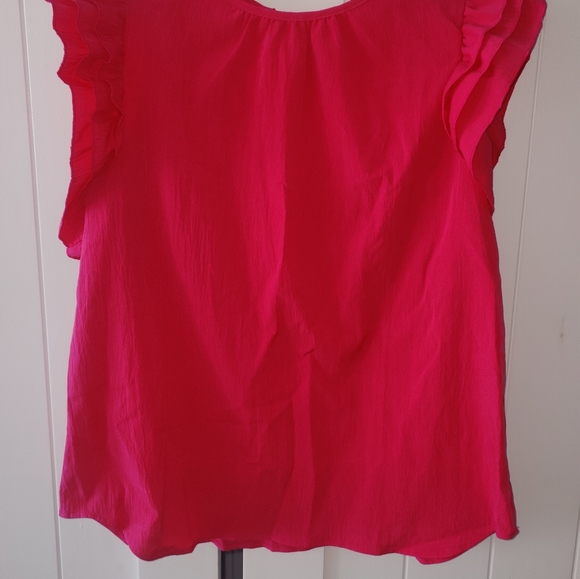 New ruffle sleeve top - Picture 4 of 6